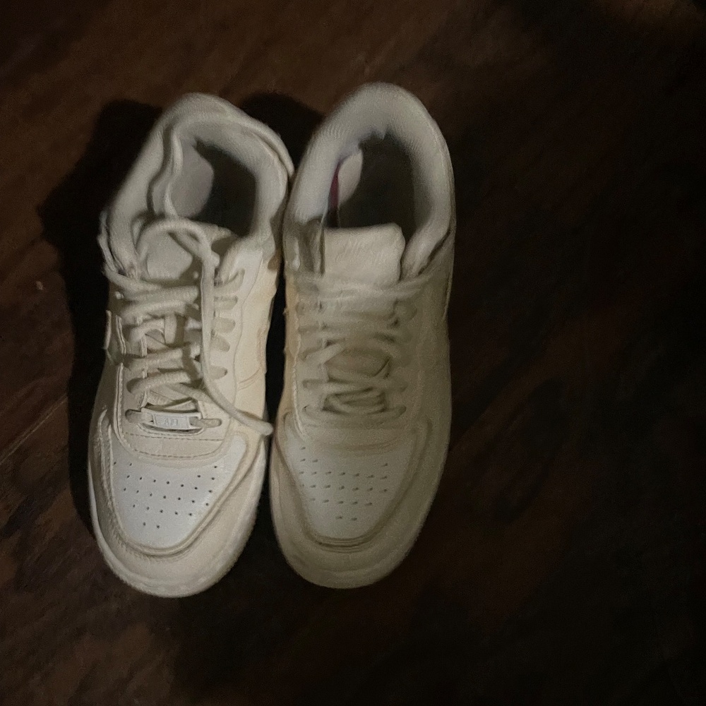 Nike Air Force - Picture 3 of 10